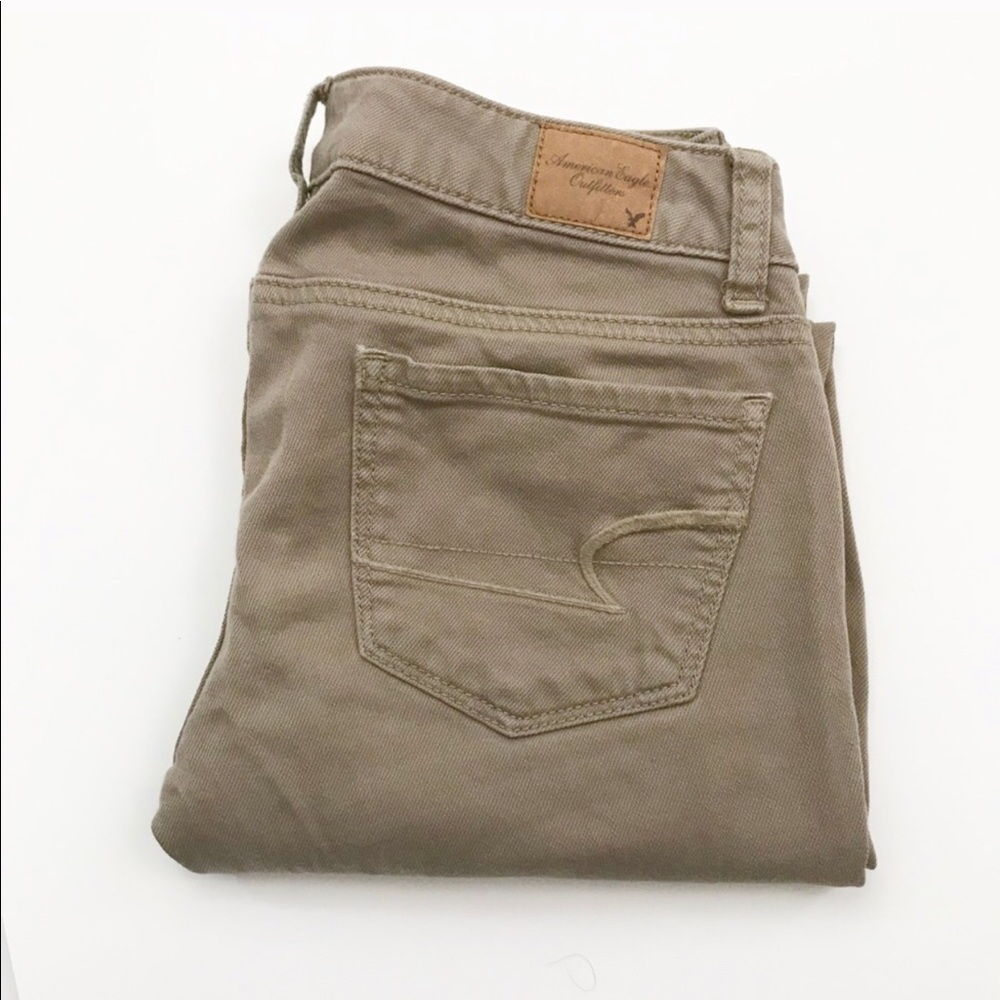 American Eagle Khaki Color Skinny Jeans